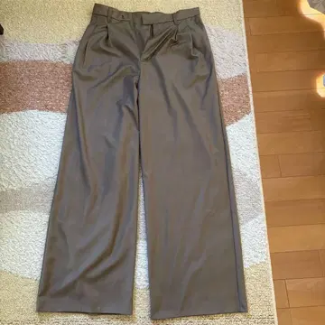 저널 스탠다드 브라운 와이드 팬츠 백 포켓 부착