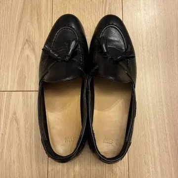 MB 하이브리드 태슬 로퍼