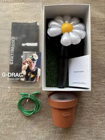 G-DRAGON 응원봉 크래들 포함