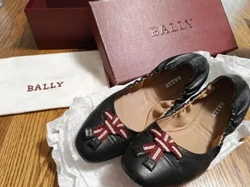 BALLY 블랙 가죽 발레리나 슈즈
