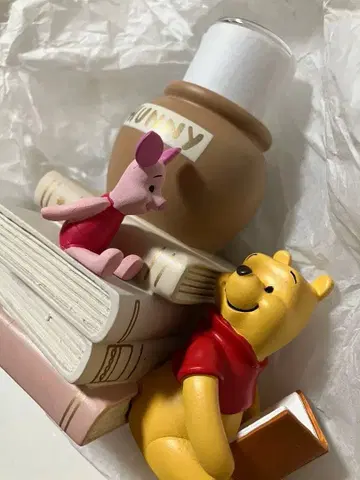 푸우, 책장형 펜꽂이