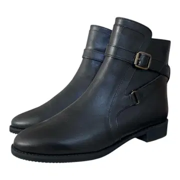 SHOE GALLERY OTA 블랙 가죽 숏부츠 버클 포함