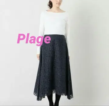 Plage 플라주 네이비 레이스 플레어 스커트