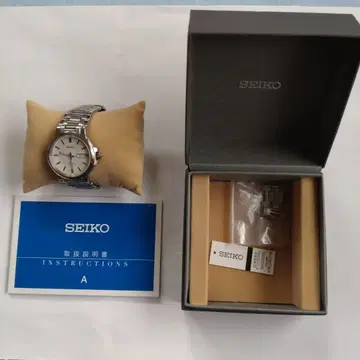 SEIKO TITANIUM 7N43-780 손목시계 날짜 표시 포함