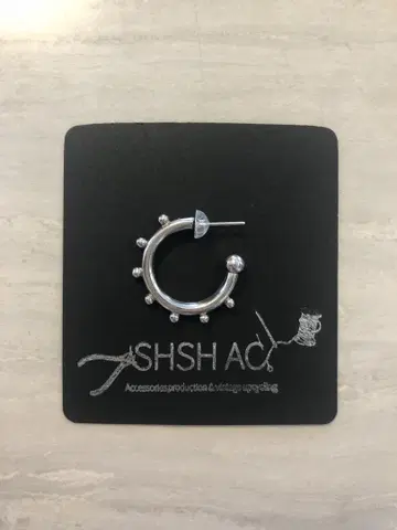 SHSH AC 실버 후프 귀걸이