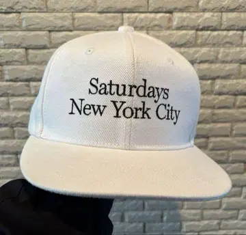 Saturdays NYC 플랫 화이트 캡
