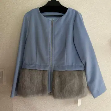 CECIL McBEE 스카이블루 노카라 자켓 퍼 포함