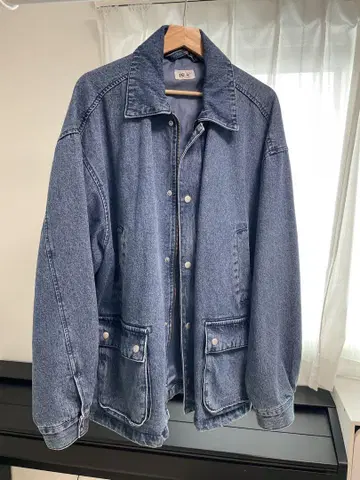 새상품급 데님 아우터 JUNRED