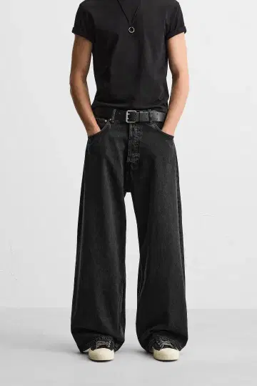 ZARA 자라 슈퍼 배기 핏 청바지 EU34 jp28 완판템