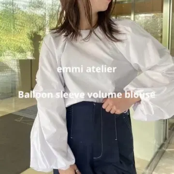 emmi atelier 벌룬 소매 볼륨 블라우스