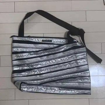 kao pao shu 카오파오슈 숄더백 실버