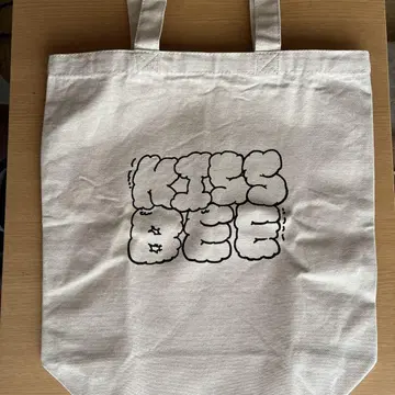 KISS BEE 토트백
