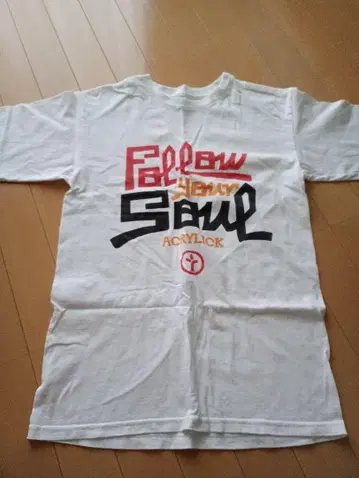 ACRYLICK/Follow Your Soul 티셔츠 S 사이즈