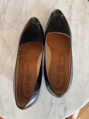블랙 스틸레토 하이힐