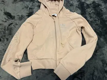adidas 셋업 베이지 저지 스톤 장식