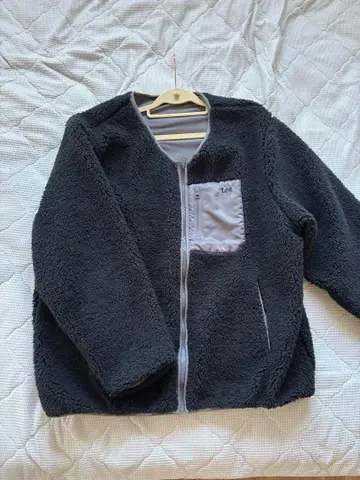 Lee 블랙 플리스 자켓