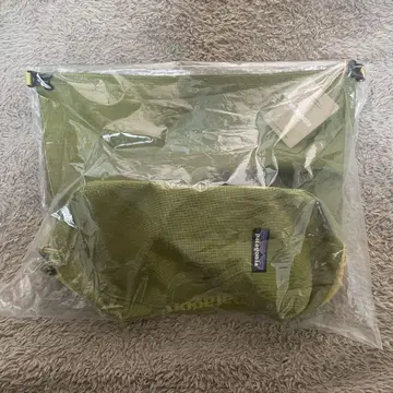 미사용 새상품 Patagonia 블랙홀 MLC 큐브 12L