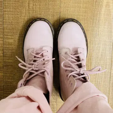 닥터마틴 8홀 핑크