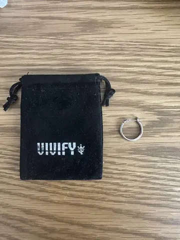 VIVIFY 후프 귀걸이 한쪽용