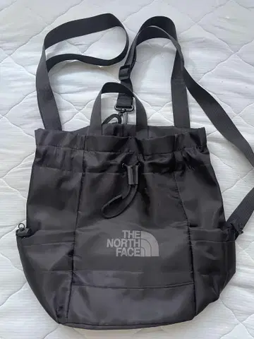 THE NORTH FACE 블랙 백팩
