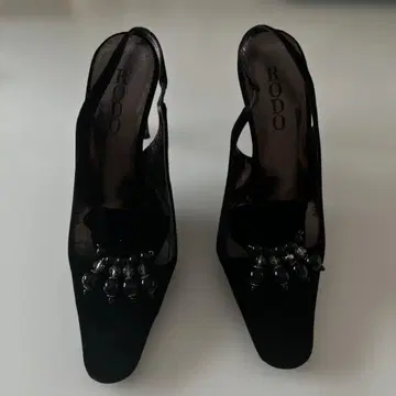 Rodo 블랙 하이힐 펌프스 비즈 장식