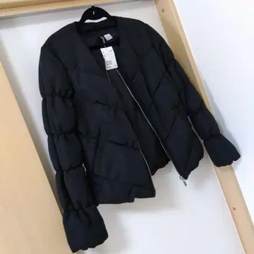 새상품 택 포함 H&M 블랙 다운 자켓 42