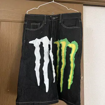 몬스터 에너지, 청바지 반바지. 직접 할인 협상 OK