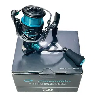 21 다이와 에메랄다스 AIR FC LT 2500 S 새상품 낚시릴 에어
