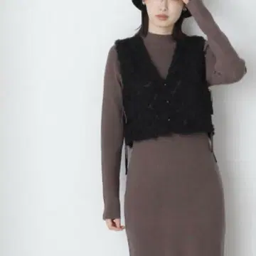 [ 택 포함 ] 내추럴 뷰티 베이직 튤 베스트