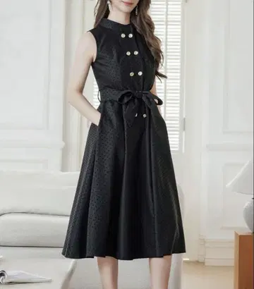 GINZA COUTURE 도트/버튼/하이넥/슬리브리스/A라인