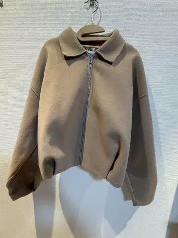 ZARA 코쿤 숏코트