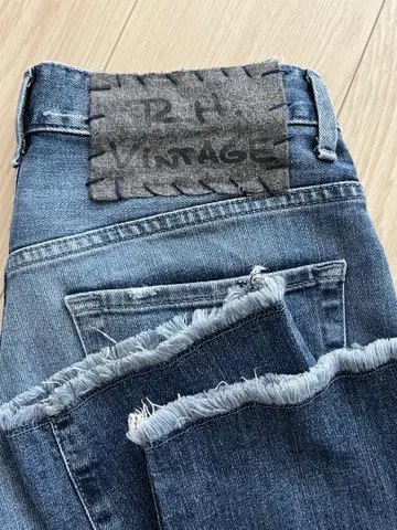 R.H. VINTAGE 스트레이트 데님 컷오프 프린지 24