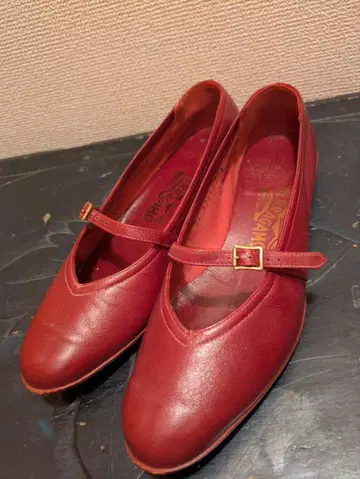 Ferragamo 발레 슈즈 스트랩 6c