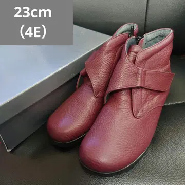 229 [새상품] 23cm (4E) 여성용 부츠