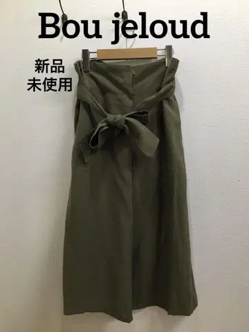 [ Bou jeloud ] 미사용 새상품 택 포함 카키 스커트 M