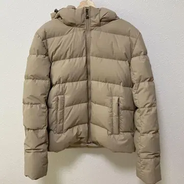 PYRENEX 후드 부착 베이지 다운 자켓