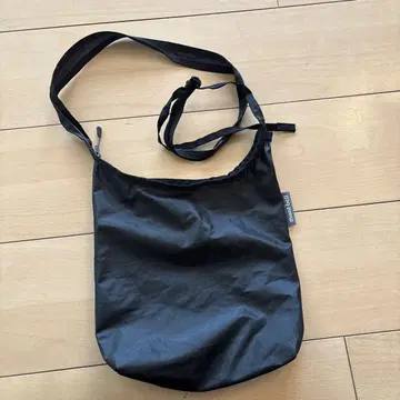 mont-bell 블랙 숄더백