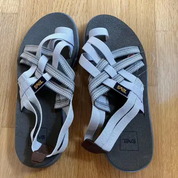 미사용 TEVA 샌들 여성용 24cm