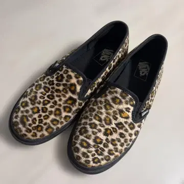 새상품급 Vans 레오파드 무늬 슬립온 22.5cm 레오파드
