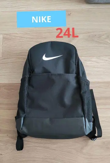 *Nike 블랙 럭색/백팩 24L*