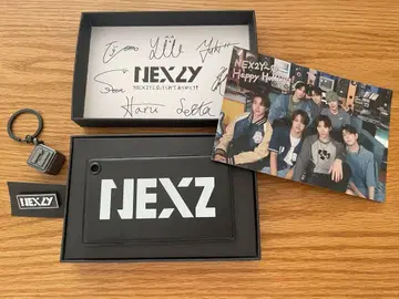 NEXZ 공식 팬클럽 아이템
