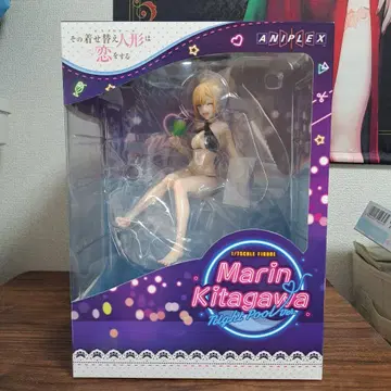 Marin Kitagawa 1/7 피규어 나이트 풀