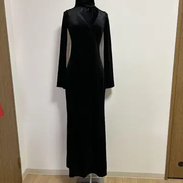 블랙 벨로아 롱 원피스