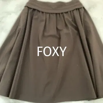 FOXY NEW YORK 브라운 플레어 스커트 무릎 기장