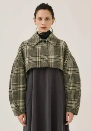 [ CLANE ] ROUND SLEEVE SHORT JACKET