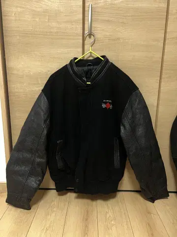 가죽 울 바시티 자켓 블랙