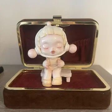 SKULLPANDA THE WARMTH 온도 (POP MART)