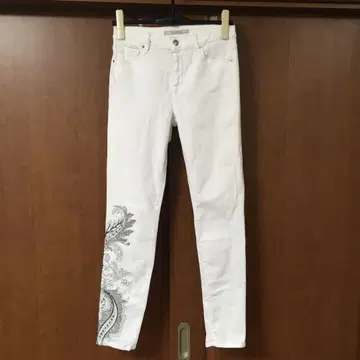 새상품급 트라마로사 bianca slim 스트레치 화이트 데님 28