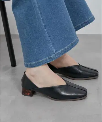 로페피크닉 갑이 깊은 바부쉬 펌프스 스퀘어토 블랙 23cm