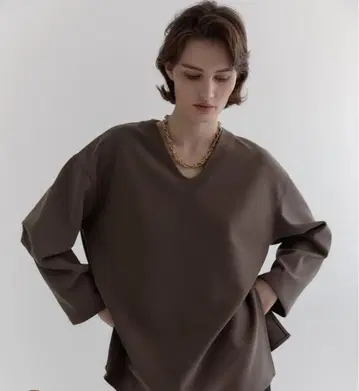 yonfa 용파 쿠코 풀오버 brown